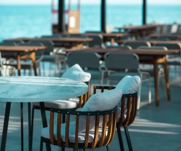 Paloma Orenda Hotel Side